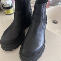 Women’s Aldo ankle boots