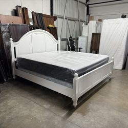King Bed $360