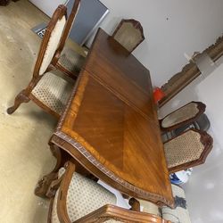 Dining Table Set