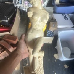 Vintage Statue 