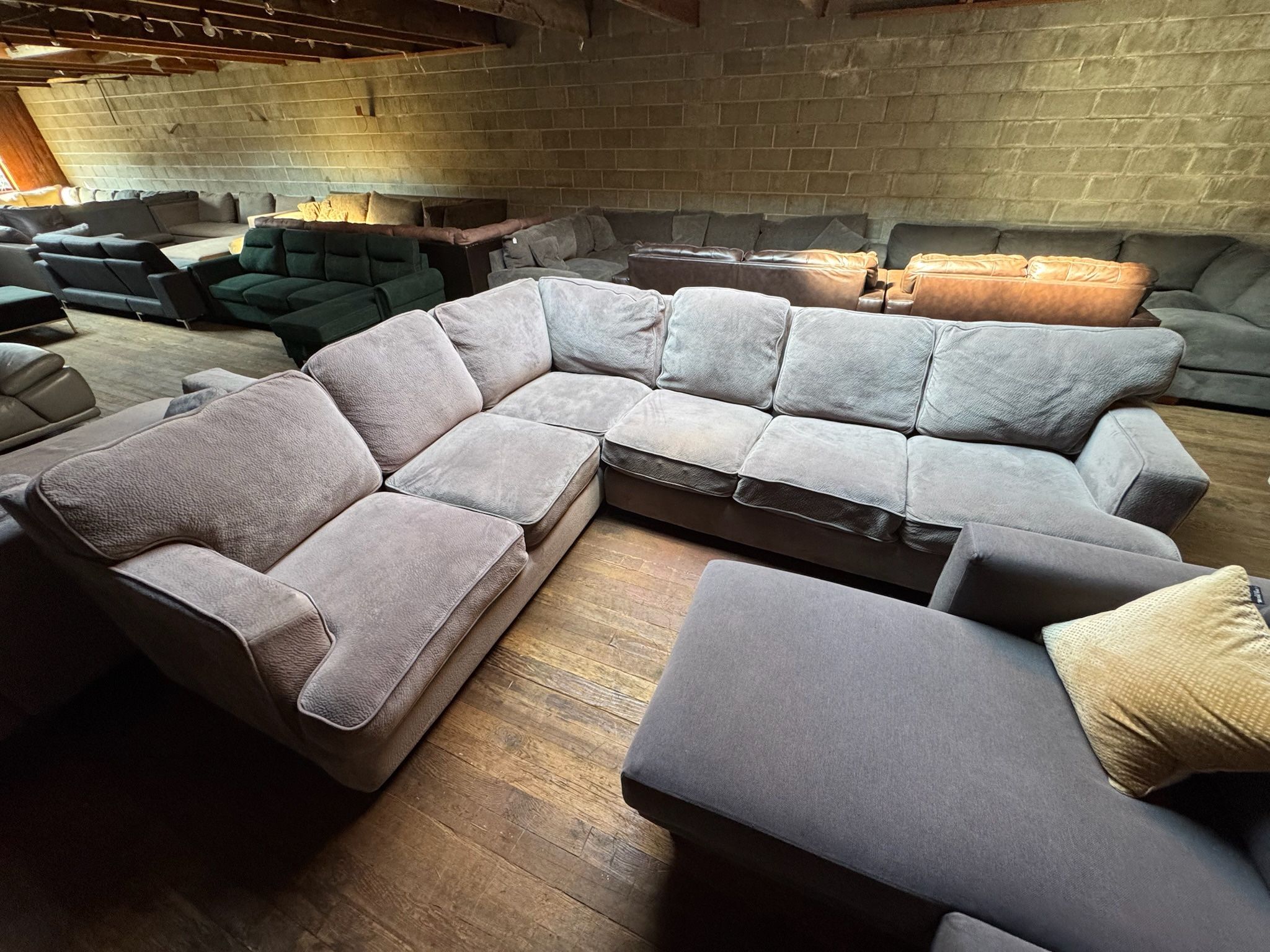 Sectional Couch (DELIVERY OFFERED)