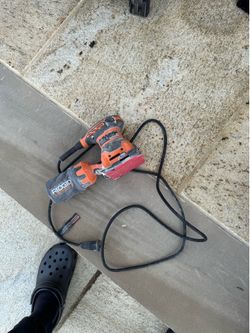 Rigid corded sander
