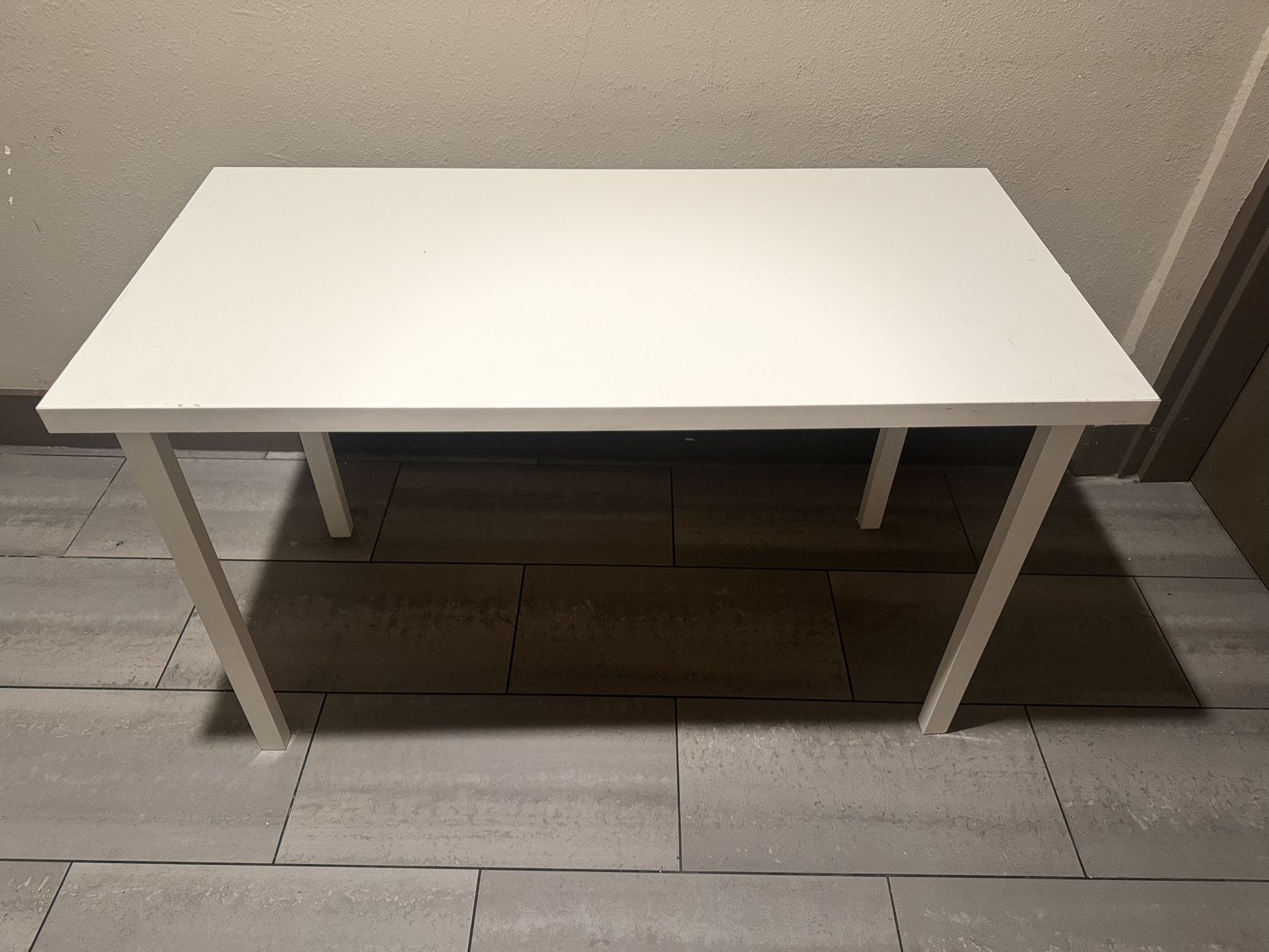 VIHALS Table, white/white, 49 1/4x29 1/8 "