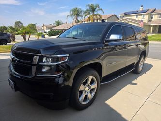 2017 suburban lt