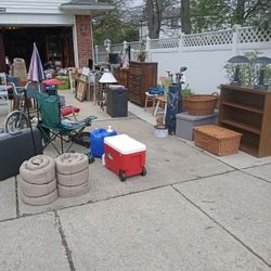 Furniture For Sale/ Yard Sale Today 