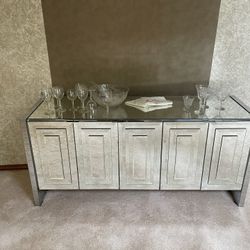 Mirrored Cabinet