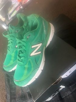 New Balance 990v4