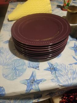 8 Plates 4 Bowls