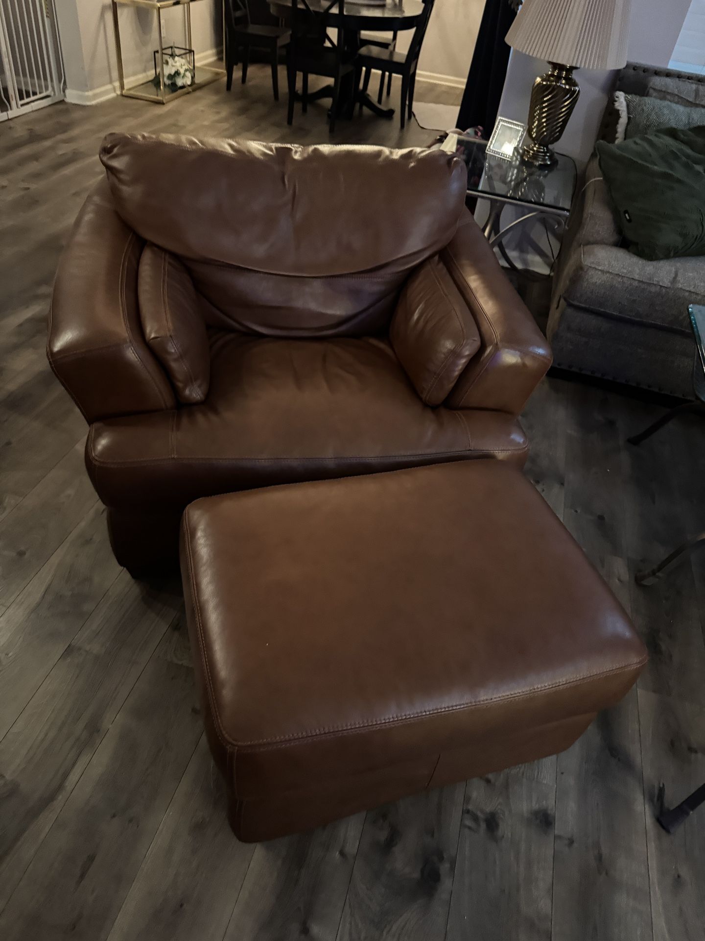 Leather Chair With Ottoman