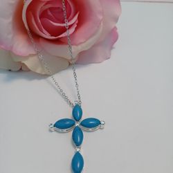 
Turquoise cross pendant necklace 