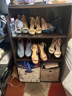 Book shelves