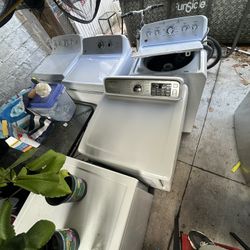 LG/GE/samsung Gas dryers for sale 250$ Each