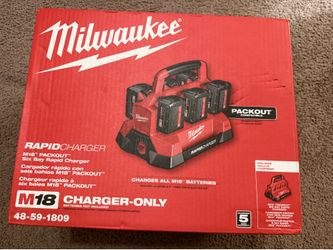 Milwaukee M18 PACKOUT 6-Bay Rapid Charger, Model# 48-59-1809