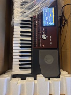 ORG Pa700 ORIENTAL 61-Key Arranger Workstation Black