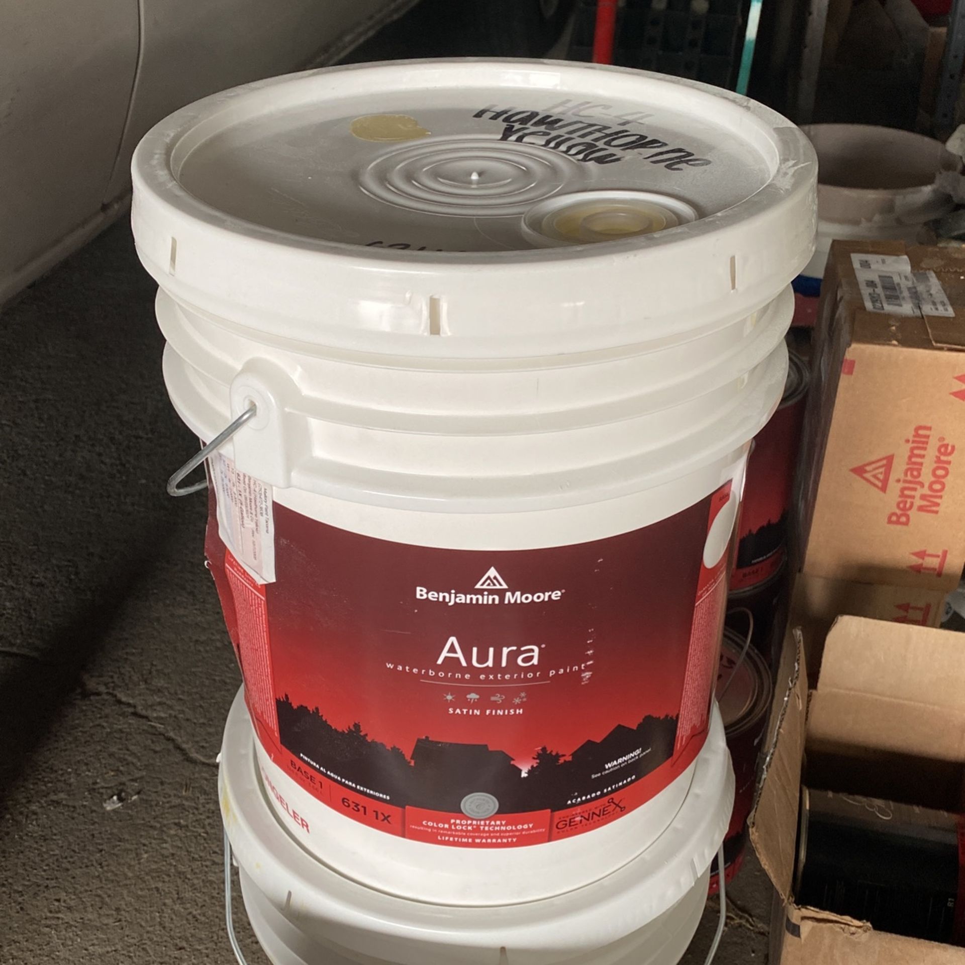 19 Gal Benjamin Moore Aura Exterior Satin