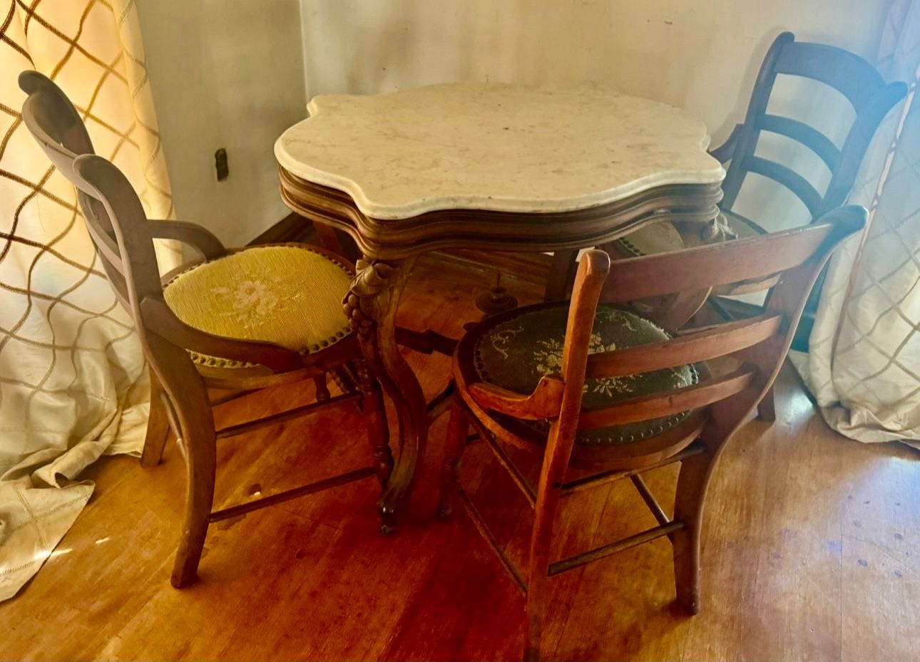 Antique Marble Turtle Top Parlor Table with 3 Needlepoint Ladderback Chairs