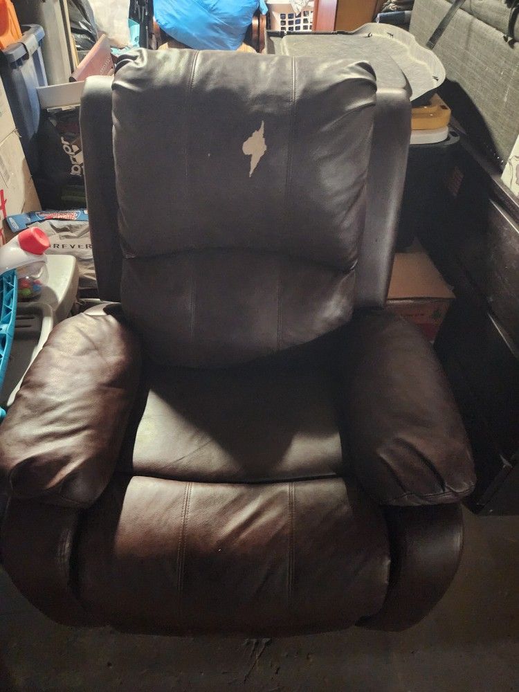 Recliner/massager