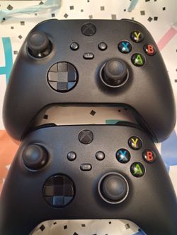 Xbox Onw Wireless Controllers.  Ə