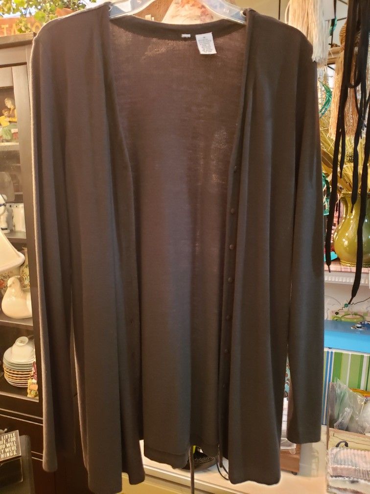 Ladies Medium Green Button Front Cardigan With Tie Stings In Back