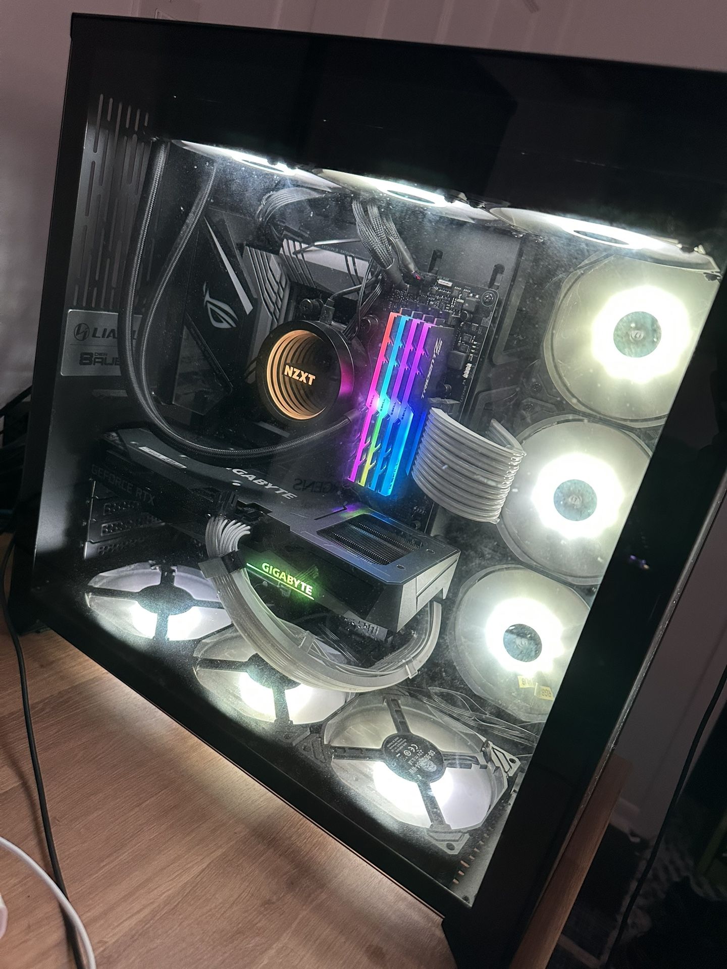 TAKING OFFERS | Ryzen 9 3900x & RTX 3060 OC 12GB PC