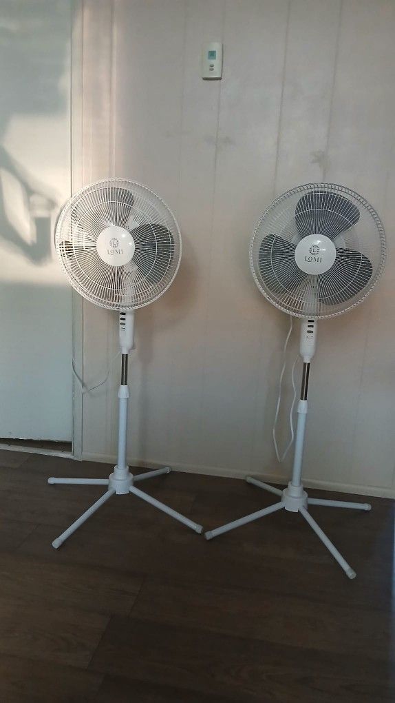FAN(Ventilador)(Abanico)$15 each c/u