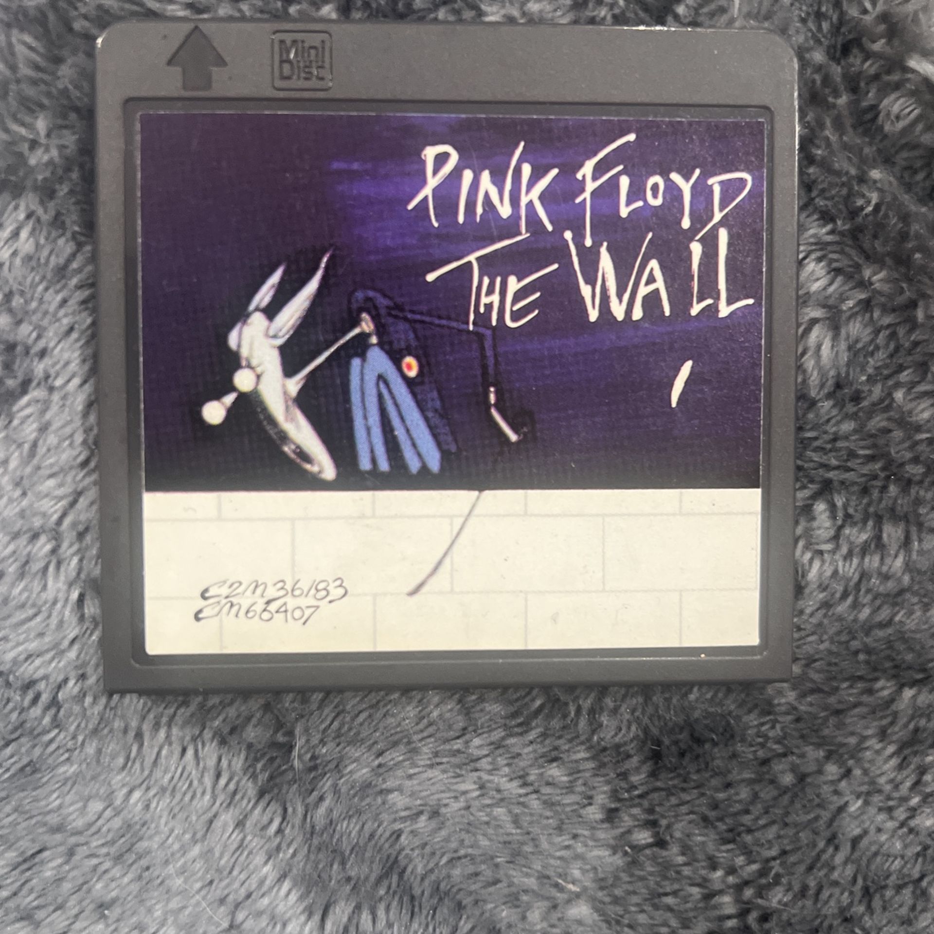 PINK FLOYD THE WALL MIN DISC