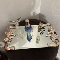 Pretty Tabletop Vanity Mirror Tray With Silverplated Bows