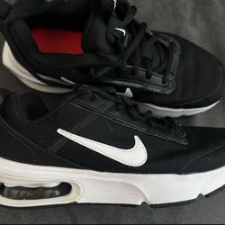 Nike Air max 4Y Fits 6 In Women 