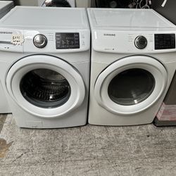 White Samsung Set Washer And Gas Dryer