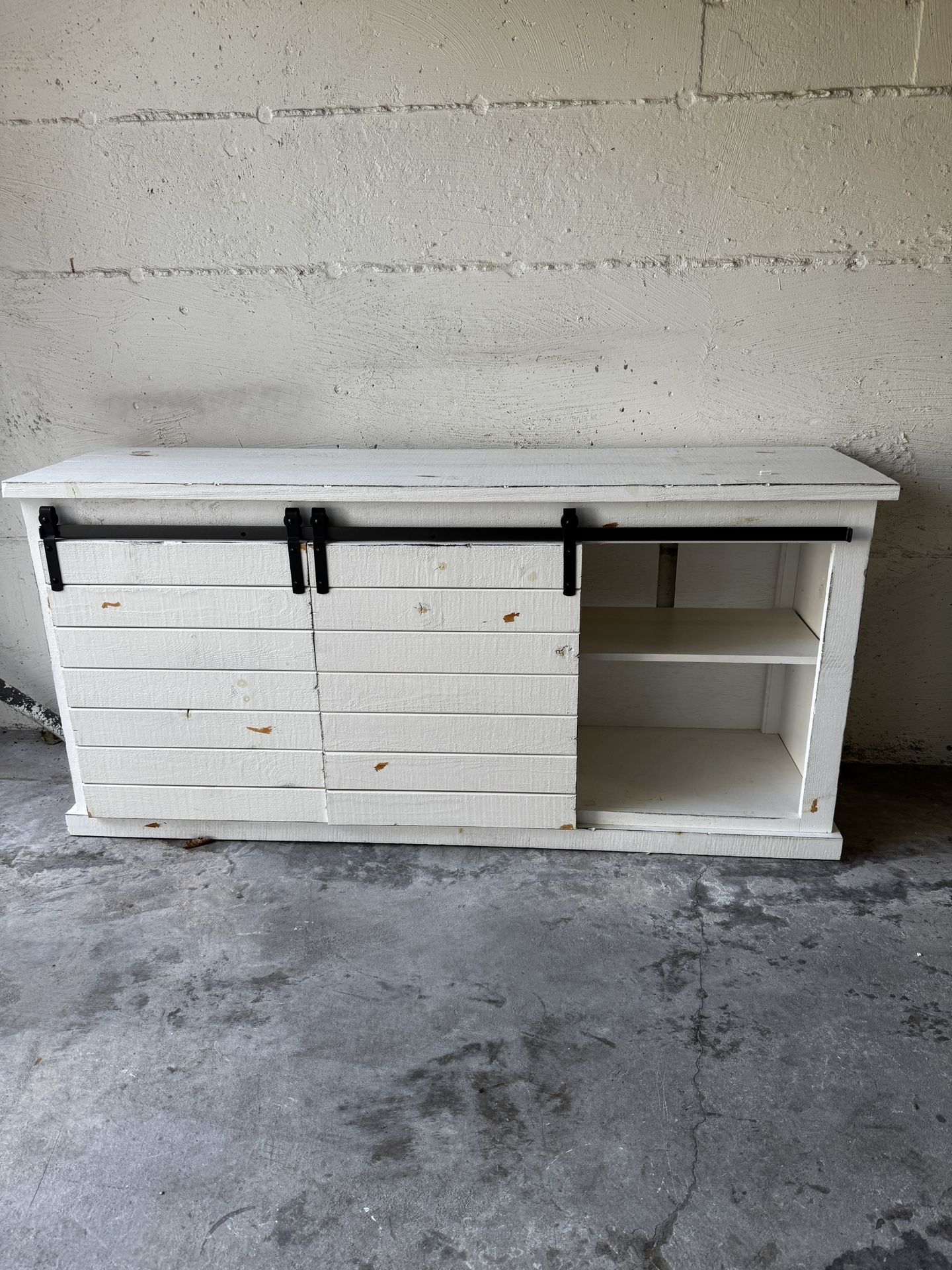 White TV stand w/ Sliding Doors