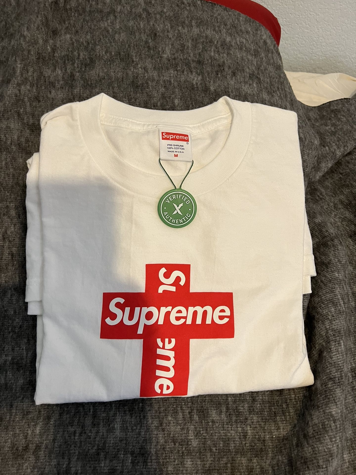 Supreme Cross Box Logo Tee