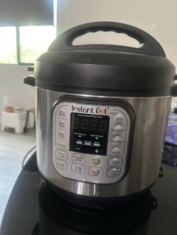 Instant Pot Duo 7-in-1 Electric Pressure Cooker,  