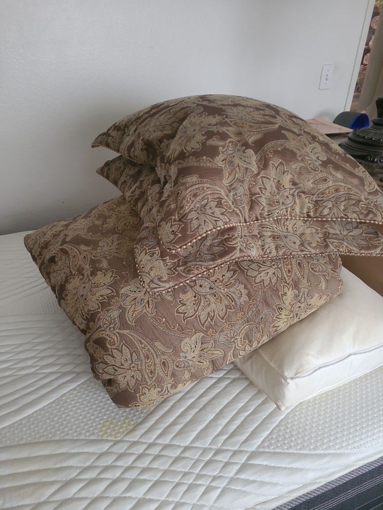 Comforters, Price For Both