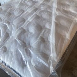 New Full Size Mattress With Box And Bed Frame 