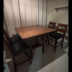 Kitchen Table Set .....$850.0 obo