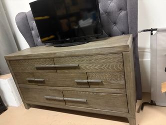 Double dresser