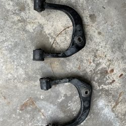 Upper Control Arm - Tundra 2002