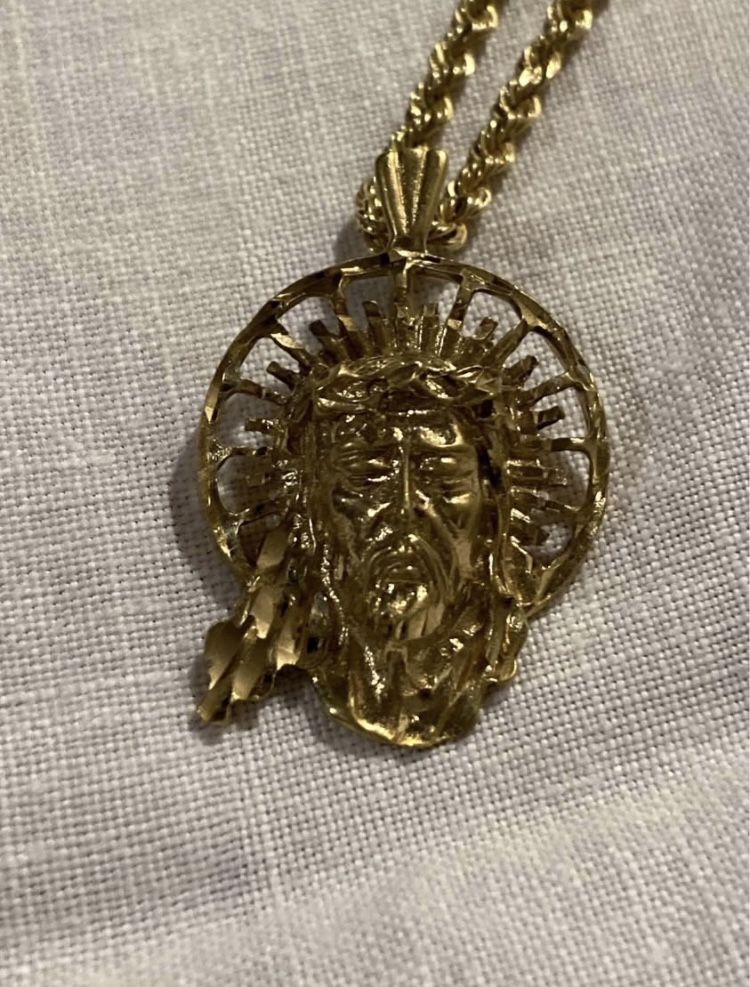 14k Yellow Gold Diamond Cut Jesus Christ Face Religious Charm Pendant and Necklace