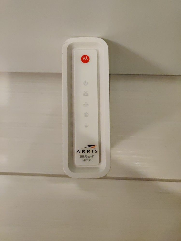 Arris Surfboard SB6141 (Works With Comcast, Xfinity)