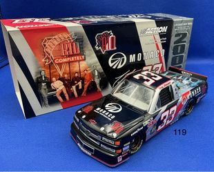 Action 1:24 Tony Stewart #33 Monaco Motorcoaches/ Diamond Rio