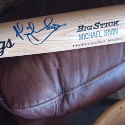 🎅🎅🎄 NFL FOOTBALL Hall Of Famer , Dallas Cowboy's Legend .... Michael Irvin  " RARE " Signed Baseball Bat !! 🎄🎅🎅 Thumbnail