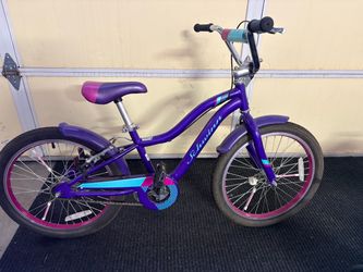 Girl’s Schwinn 20” bike
