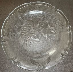 13-inch Glass Holiday Plate
