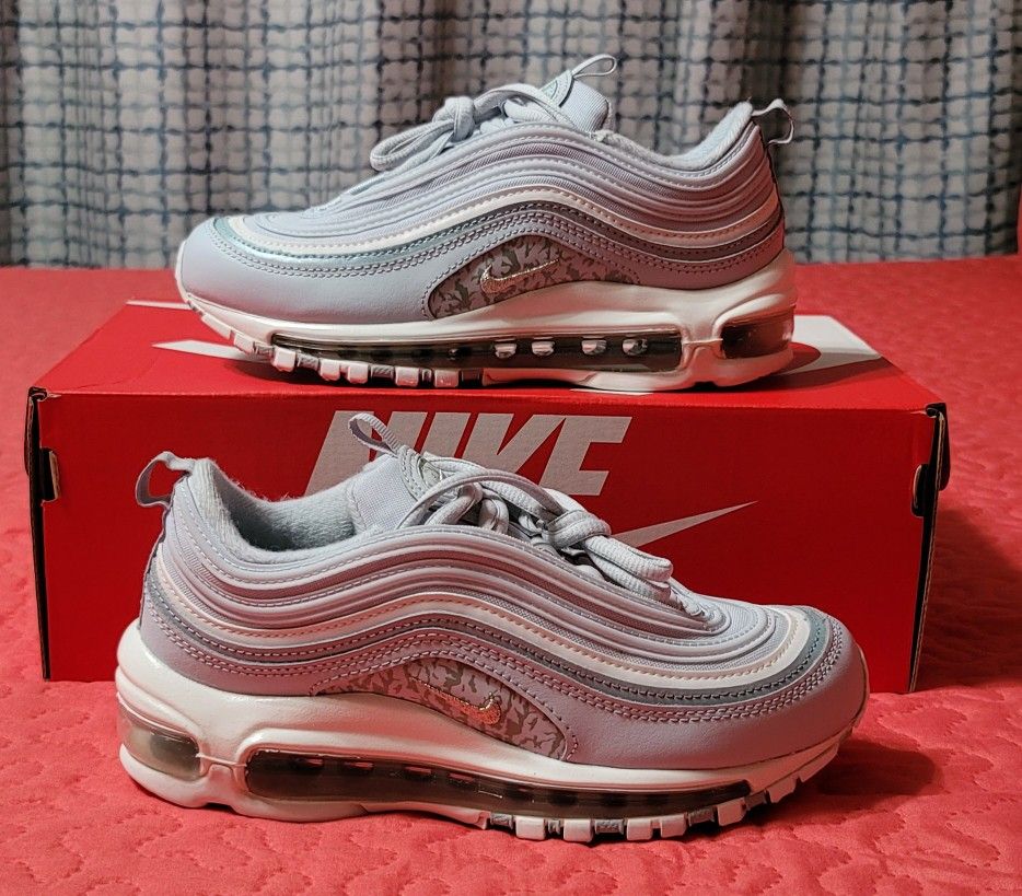 Nike Air Max 97 Aura Women's Size 5 Model 2022 DJ5434 400
