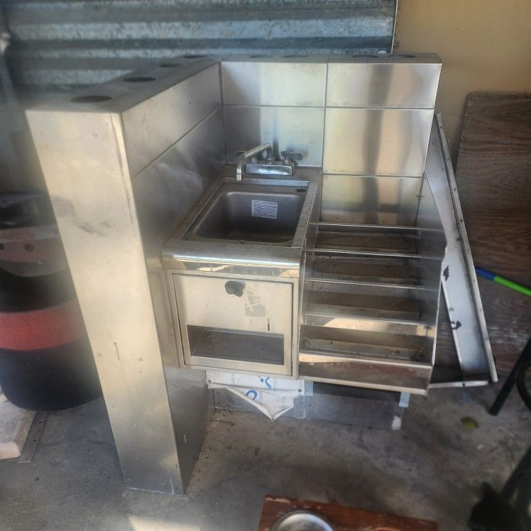 All Stainless Steel Sinks