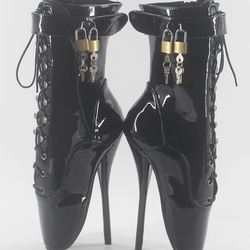 Womens Padlocks Ballet Boots 7” heels