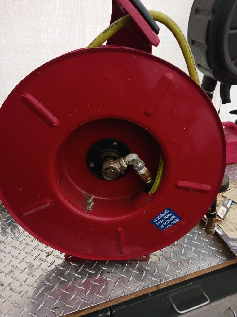 Reelcraft 6Z160 - Air Hose Reel with Wall Mount for Sale in Auburn, WA -  OfferUp