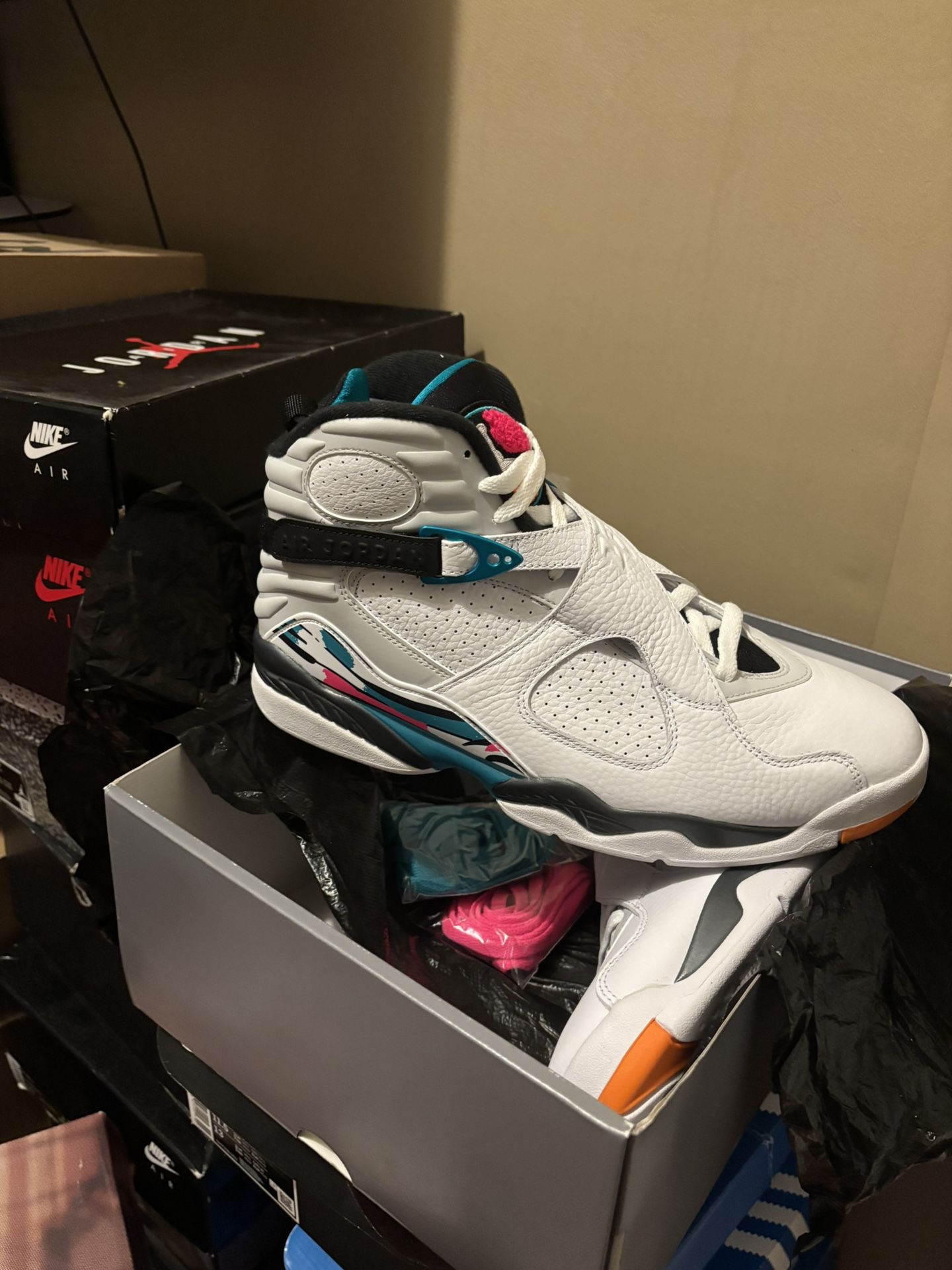 Air Jordan South Beach Size 11 300 Cash