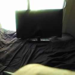 Element Big Flatscreen Tv