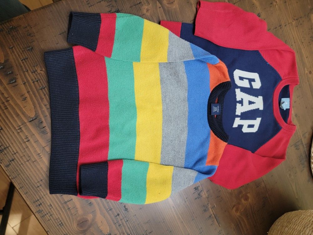 2 BABY GAP Swesters 18 To 24 Months